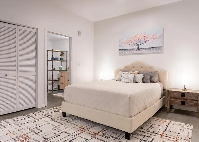 Cozy Huge Loft For Live And Work